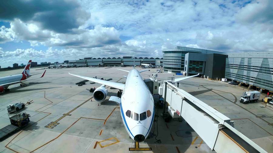 avion_aéroport.jpg avion_aéroport.jpg